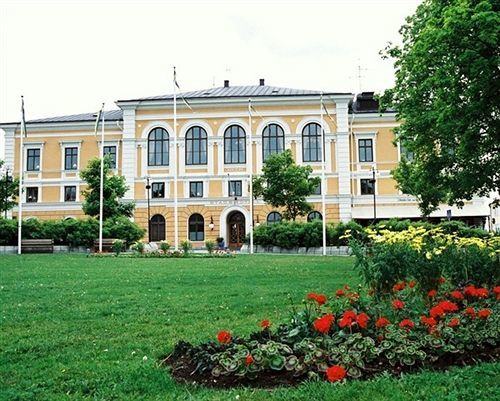 Quality Statt Hotel 3*